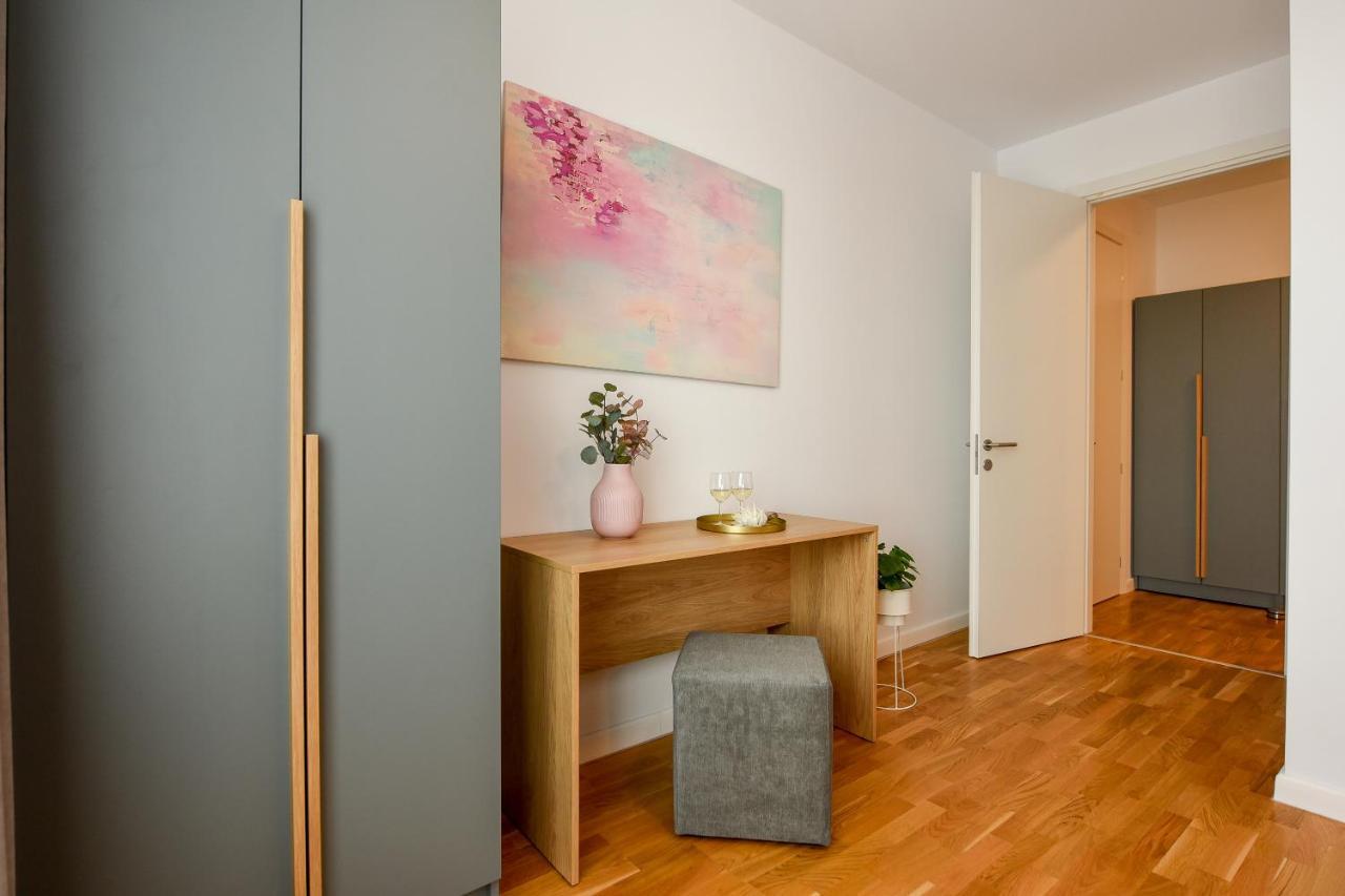 Eye Candy Romexpo 2-Bedroom With Free Parking Bukareszt Zewnętrze zdjęcie